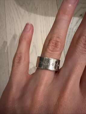 Tiffany & Co. Silver Keyhole Band Ring